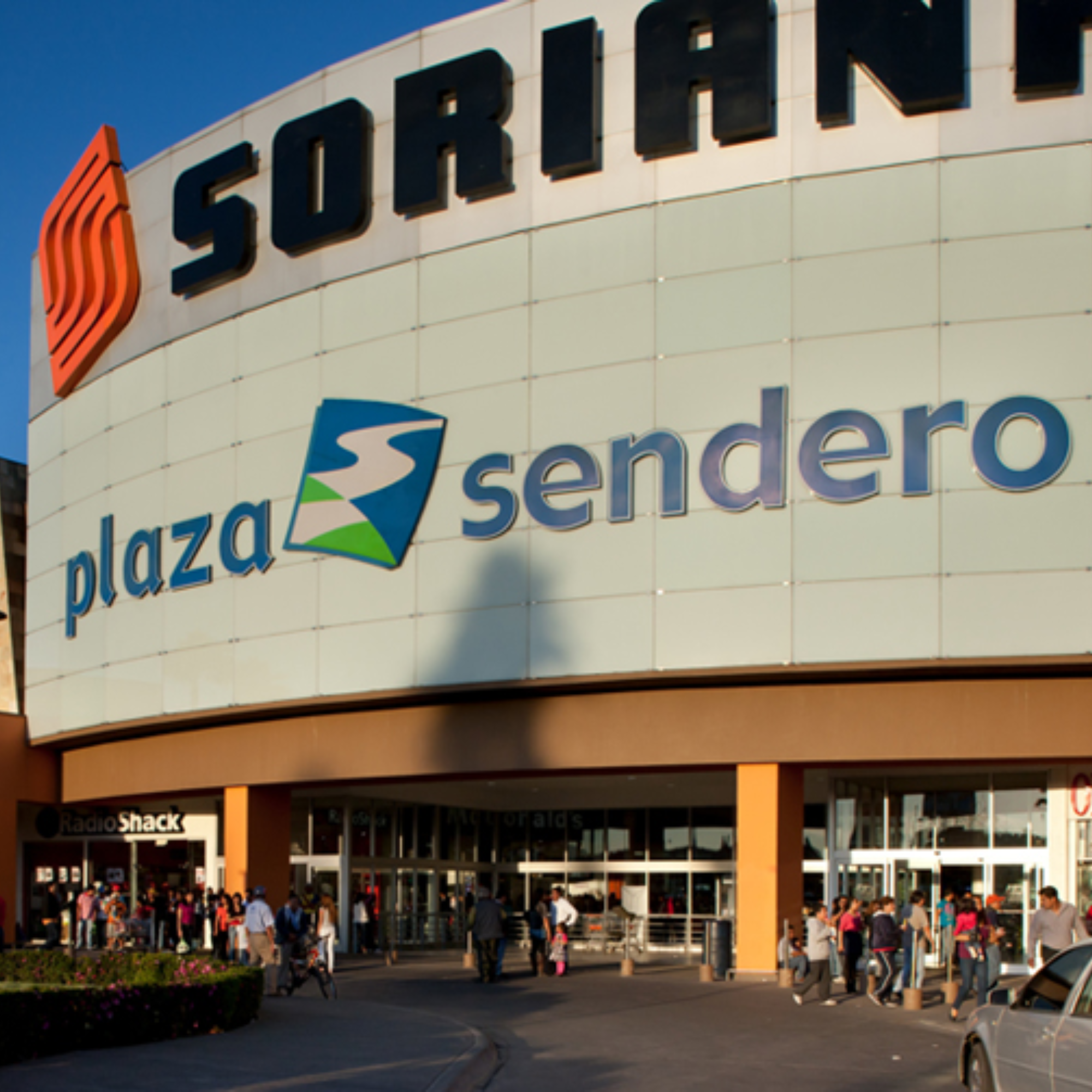 Plaza Sendero Toluca